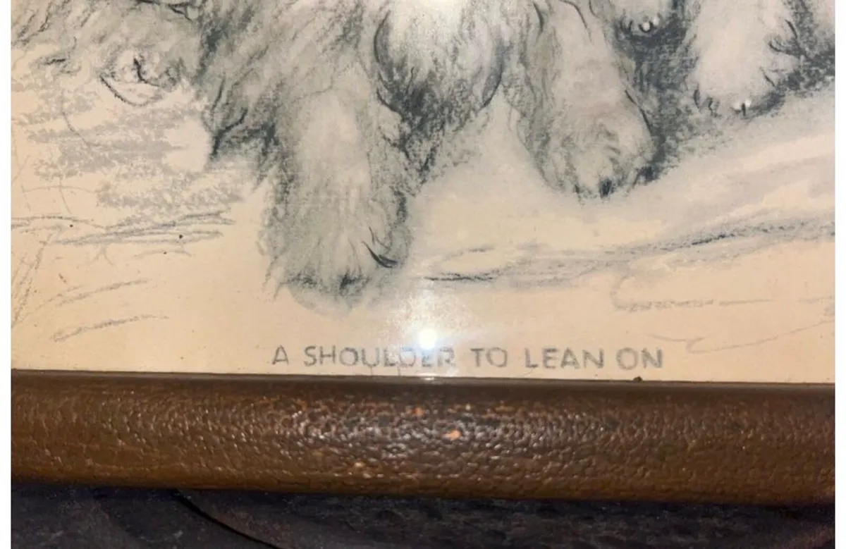 A shoulder to lean on wall hanging - Image 2