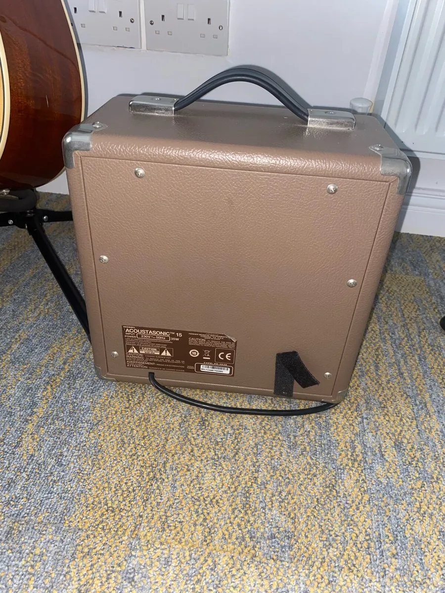 Fender Acoustasonic 15 Combo - Image 3