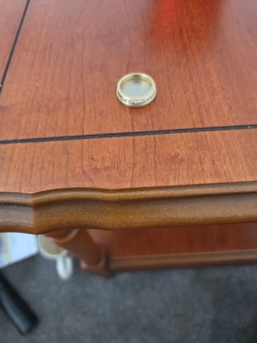 9 carat gold ring - Image 4