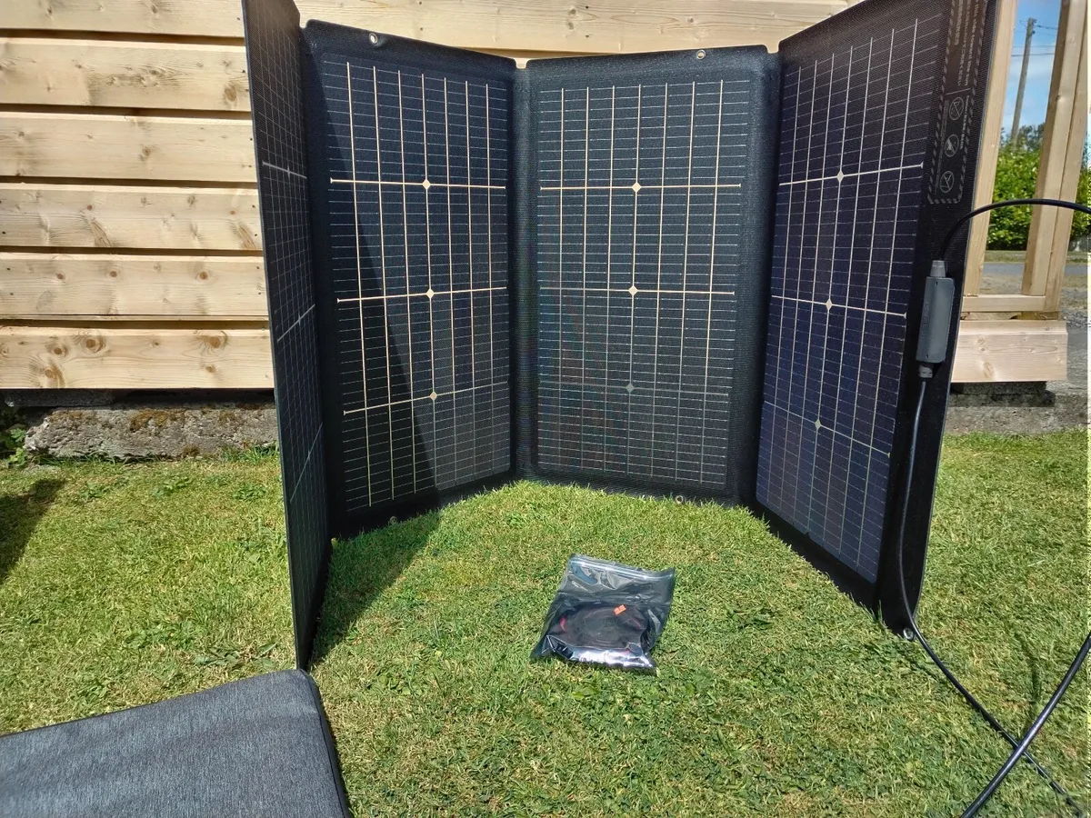 220watt Bi Facial Portable Foldable Solar Panel - Image 1