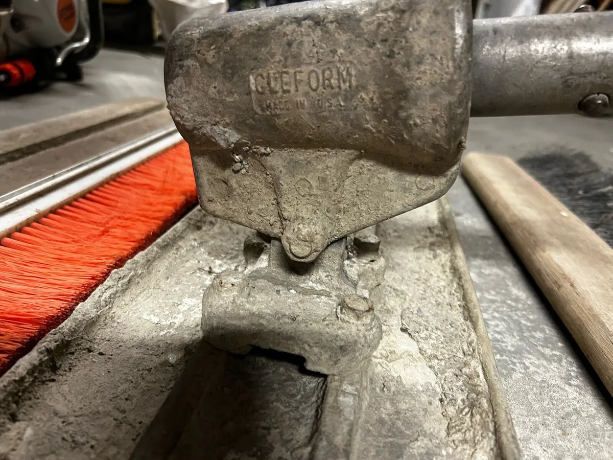 Concrete Bull Float - Image 3
