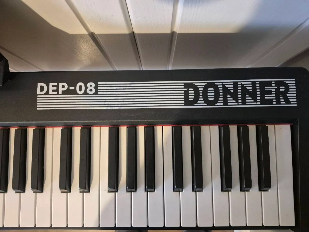 Donner DEP-08 Digital Piano with Stand - Image 2