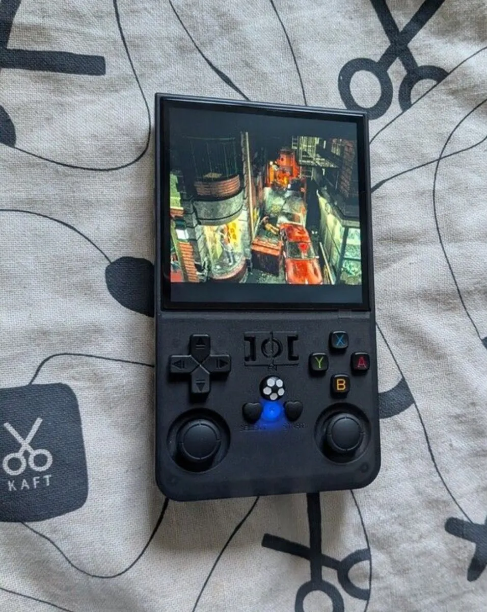 R36Max 64GB Console -Genuine rockchip- Brand New- - Image 4