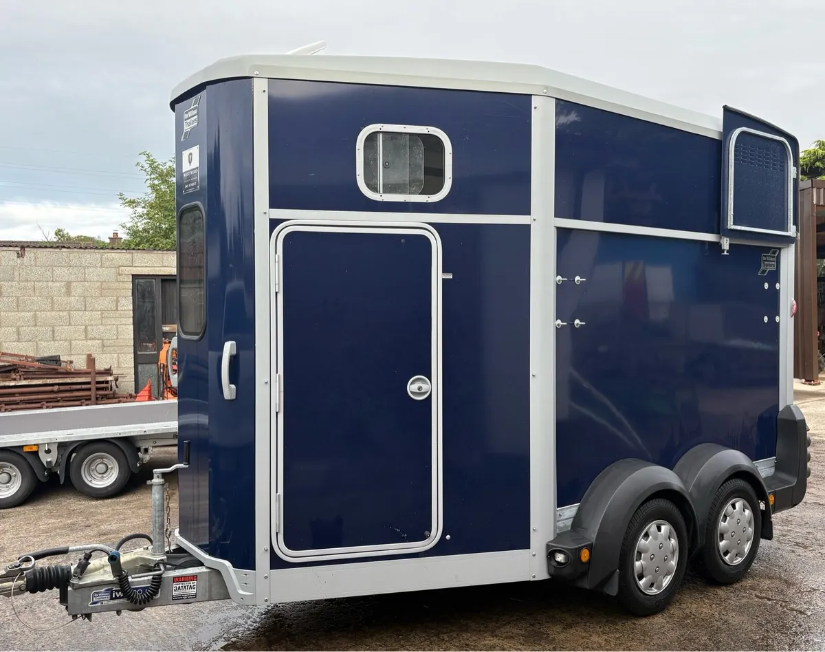 Ifor Williams 511 Horsebox 2025 - Image 1