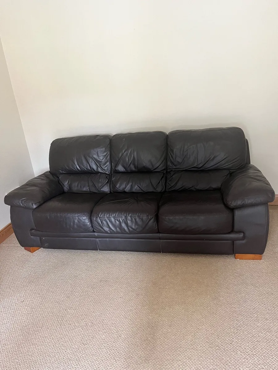 2&3Black leather sofa - Image 1