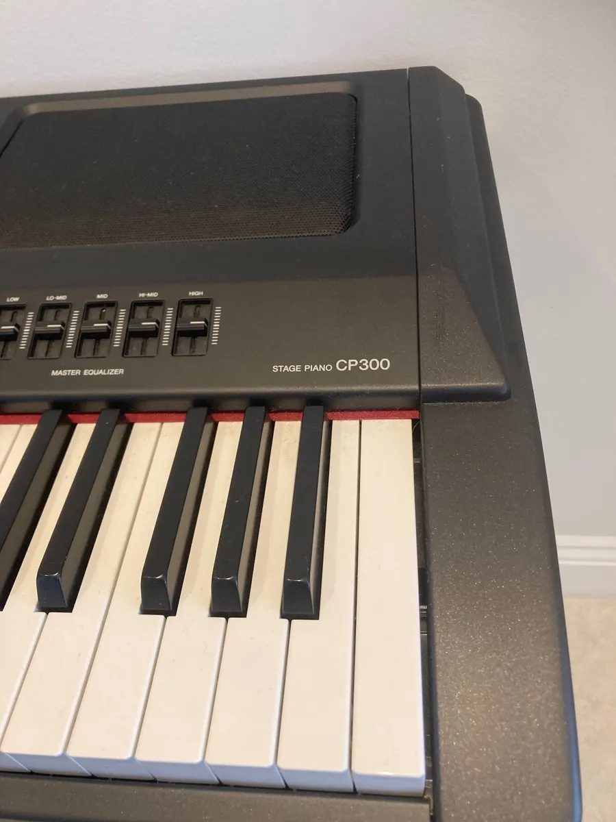 Stage Piano/Keyboard - Image 3