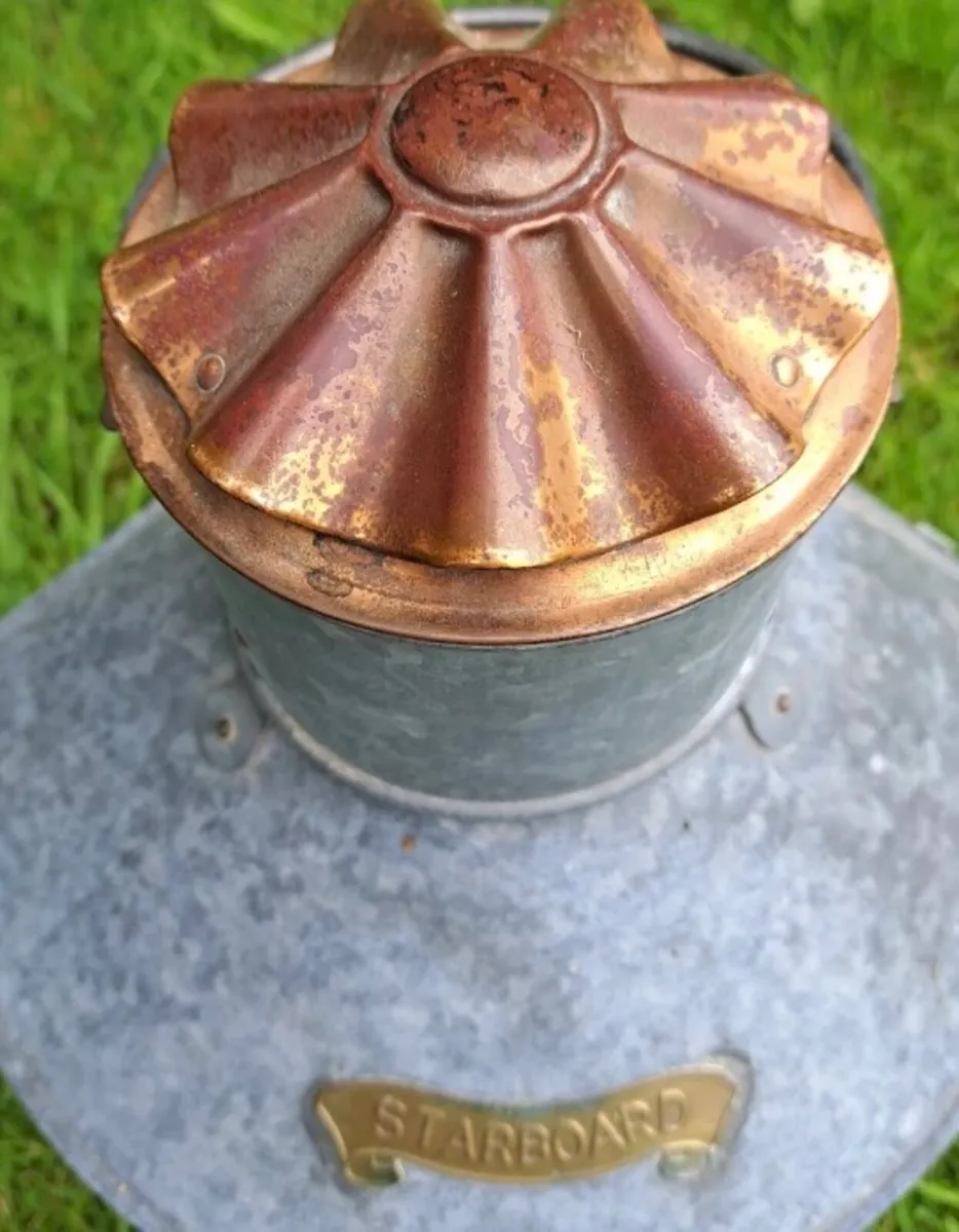 Ships lantern - Image 4