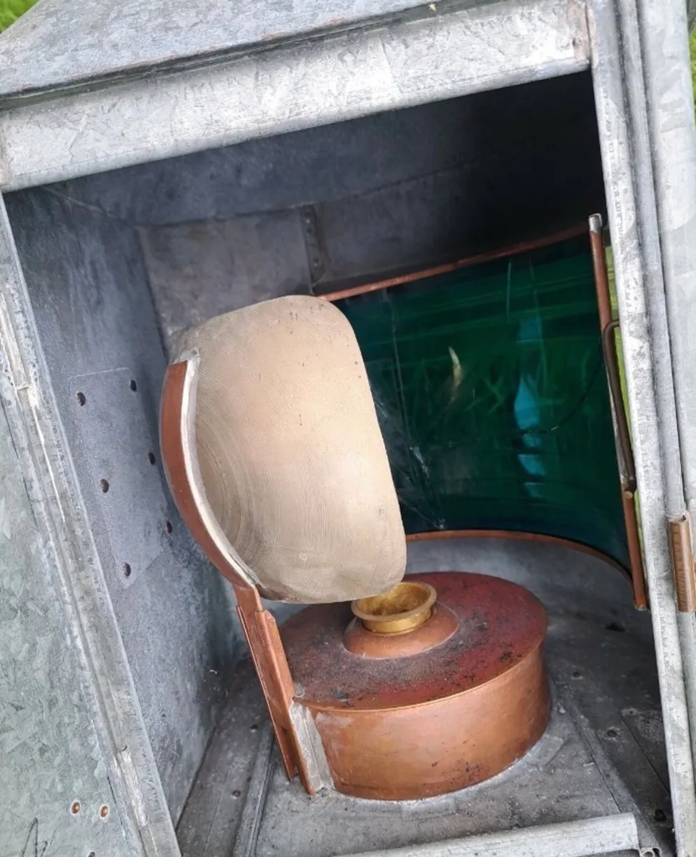 Ships lantern - Image 3