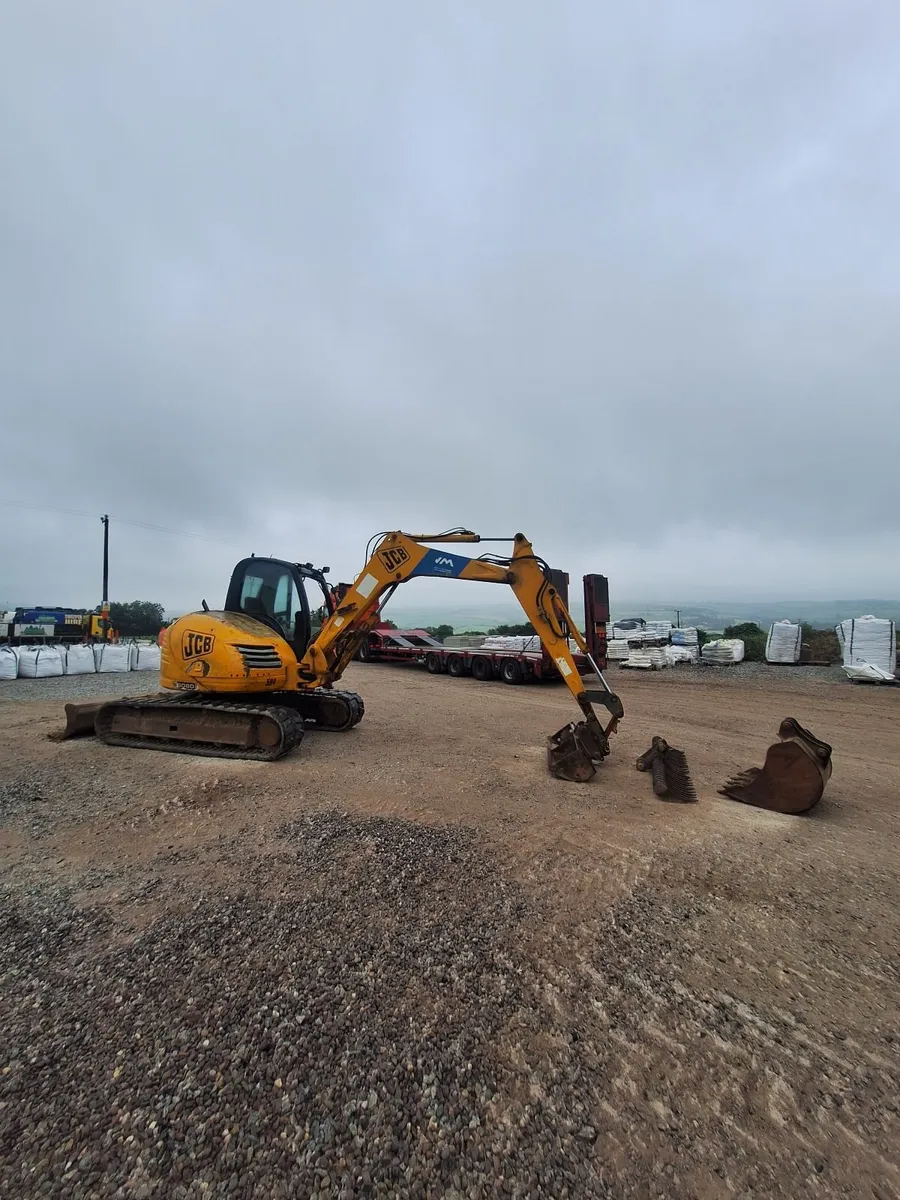 JCB 8080 Digger  8 Ton - Image 3