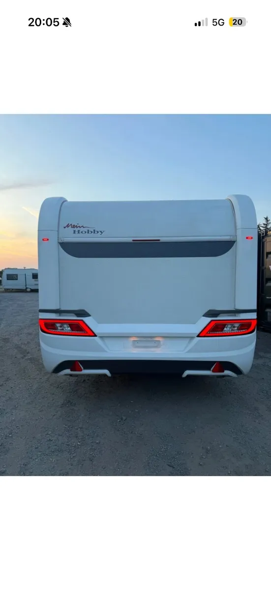 2020 HOBBY 650 KFU 7/8 BERTH FIXED BUNKS CARAVAN - Image 3