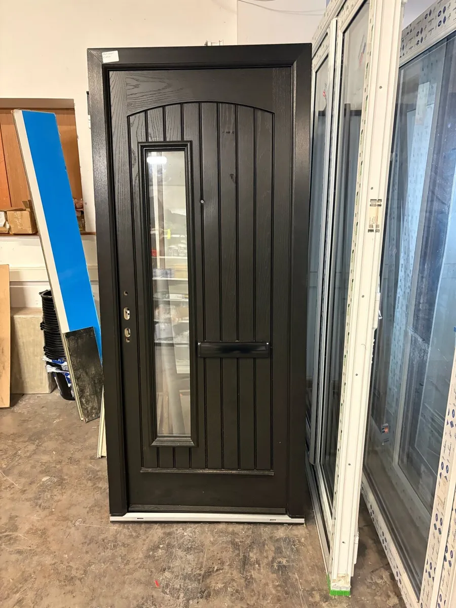 Composite front door - Image 1
