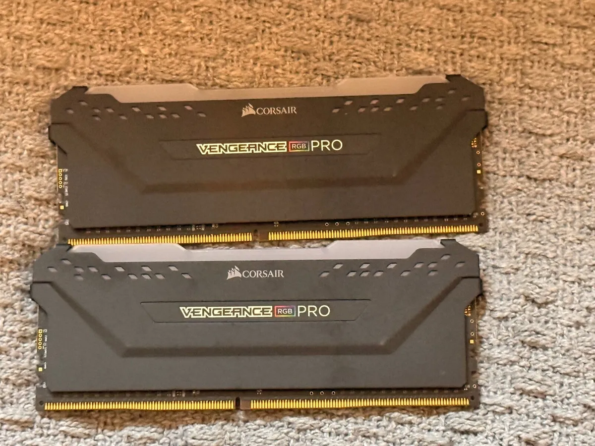 Corsair Vengeance RGB Pro 16GB DDR4 memory kit - Image 1