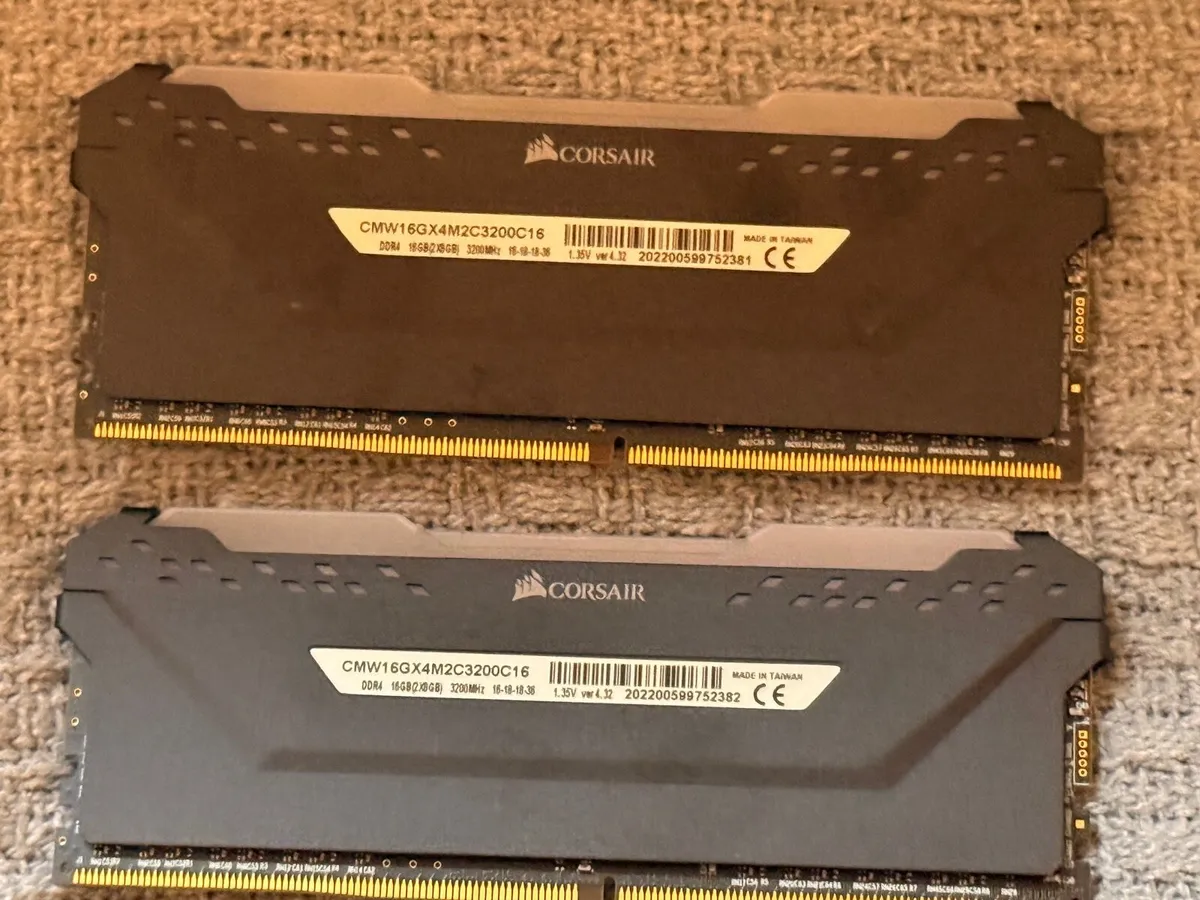 Corsair Vengeance RGB Pro 16GB DDR4 memory kit - Image 2