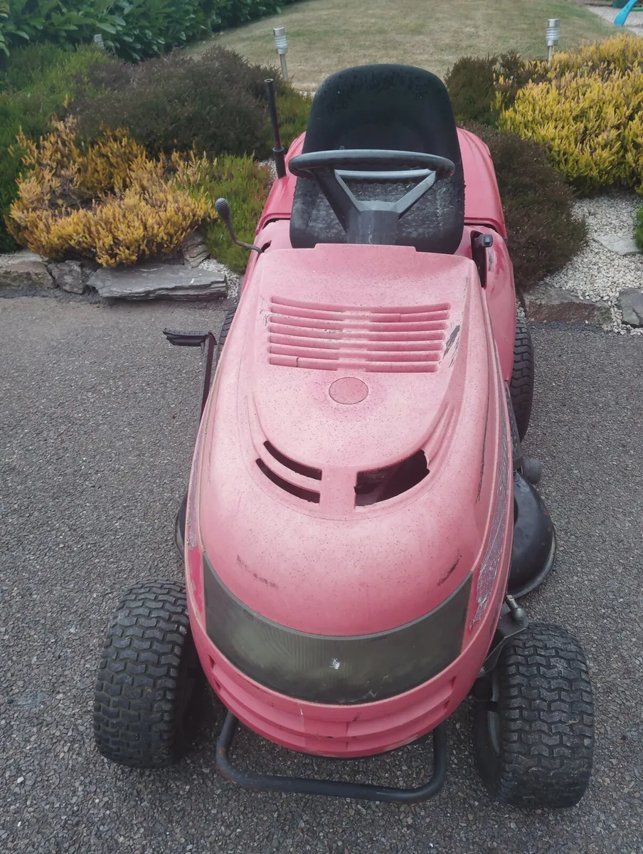 Ride On Lawnmower - Image 4