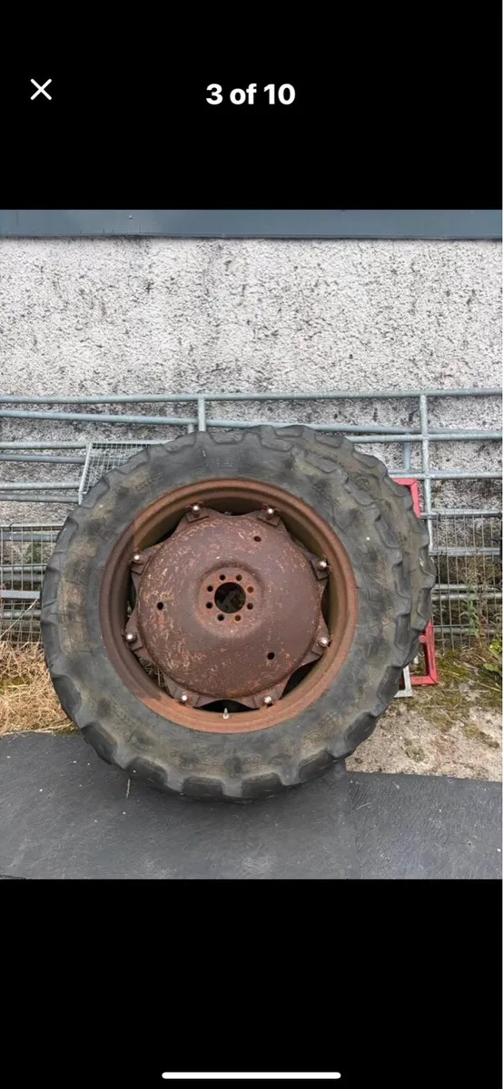 Tractor tyres - Image 1