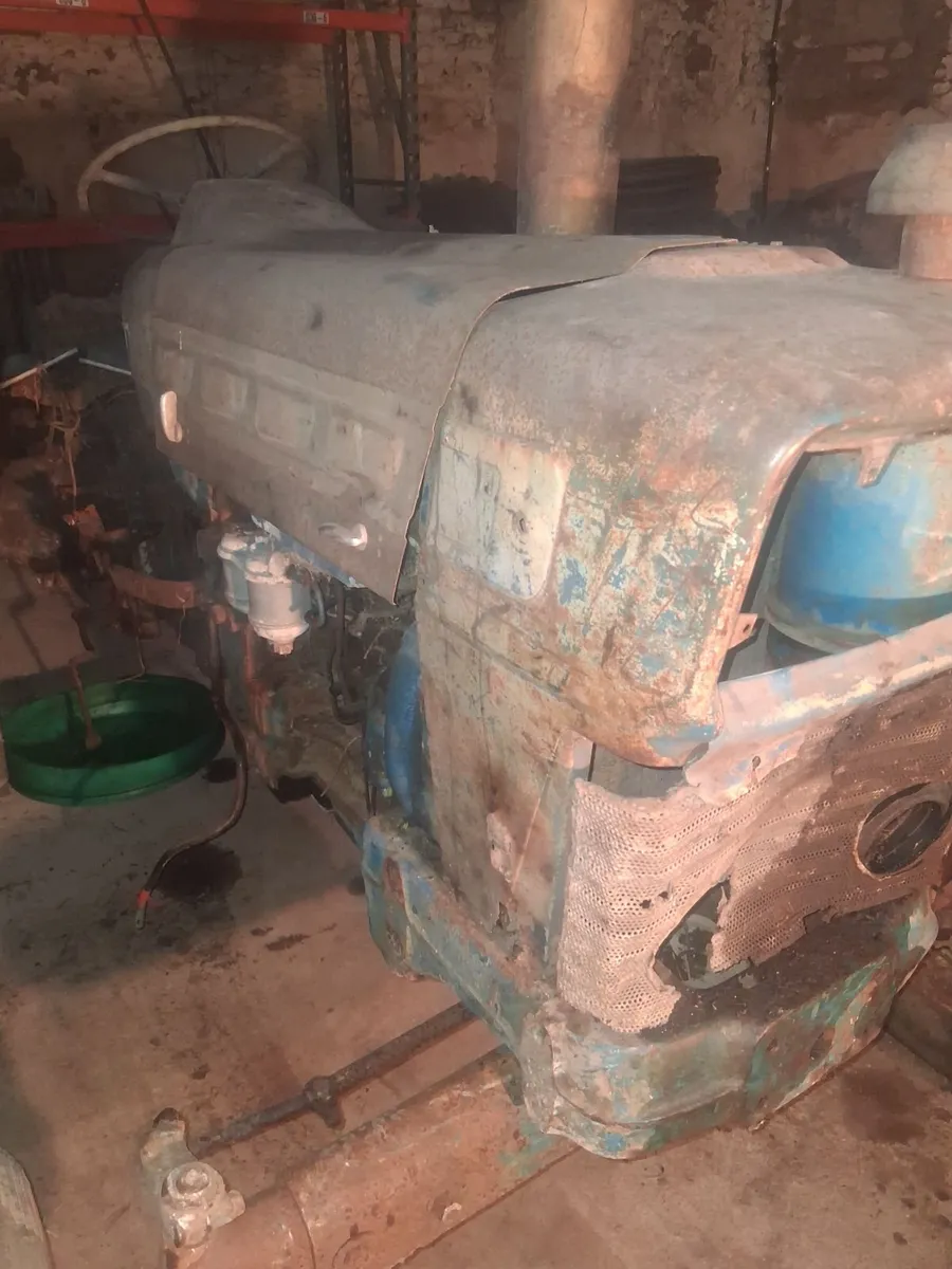 Pre force ford 4000 tractor - Image 4
