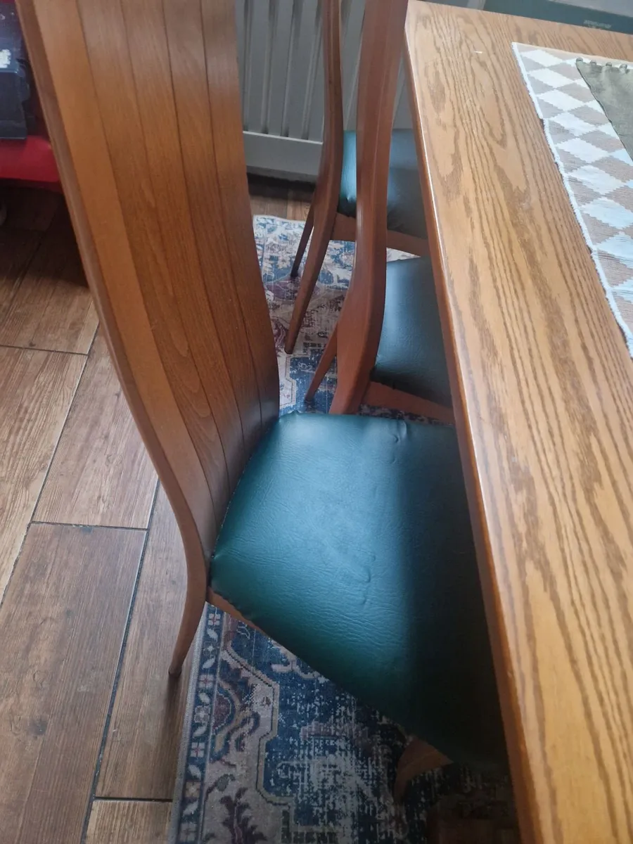 Dining Table and chairs - Image 3