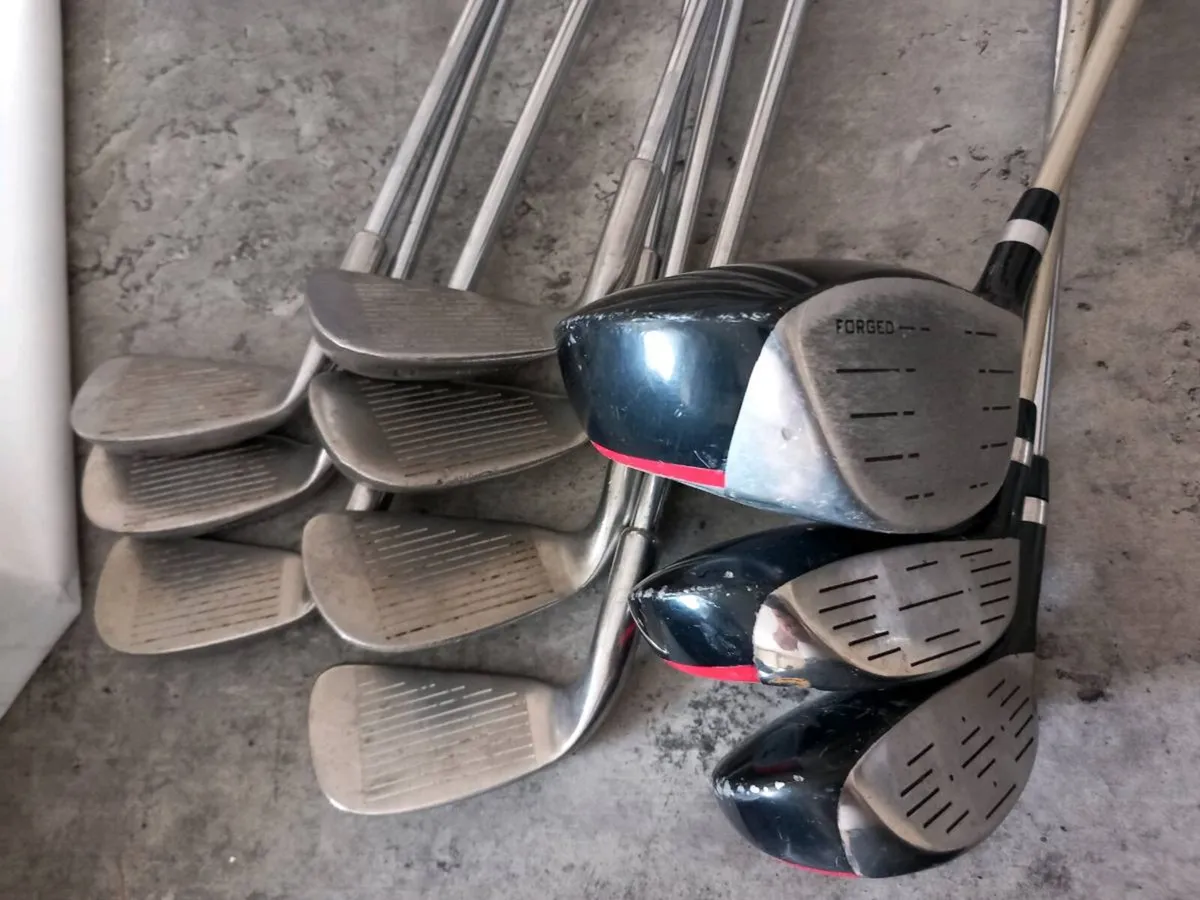 Slazenger golf clubs and bag. - Image 4