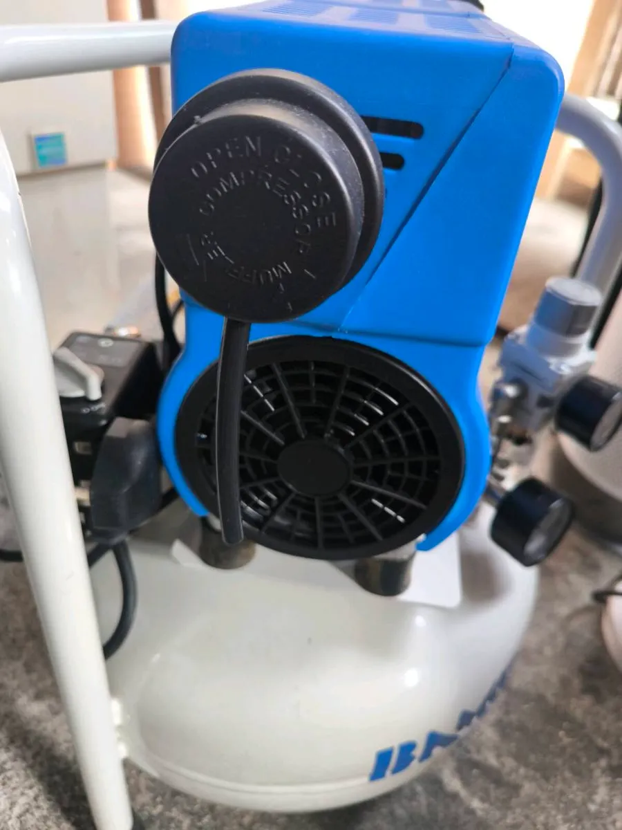 Bambi PT24 air compressor Bostich Brad Nailer - Image 4
