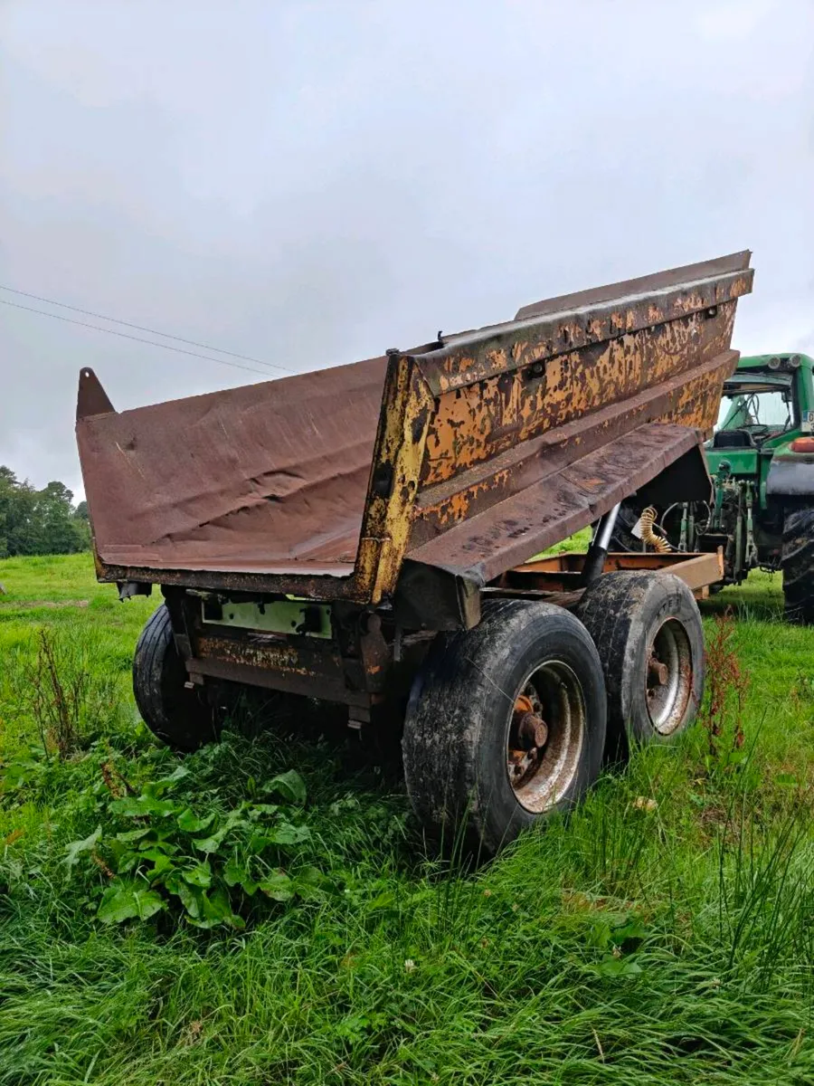 Chieftain Dump Trailer - Image 3