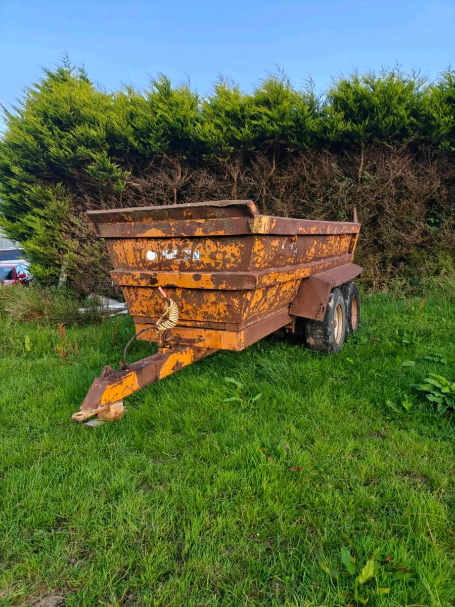 Chieftain Dump Trailer - Image 1