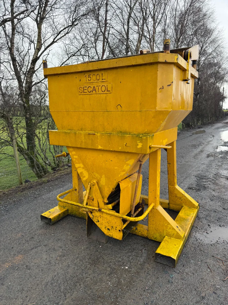 Concrete Skip - Image 3