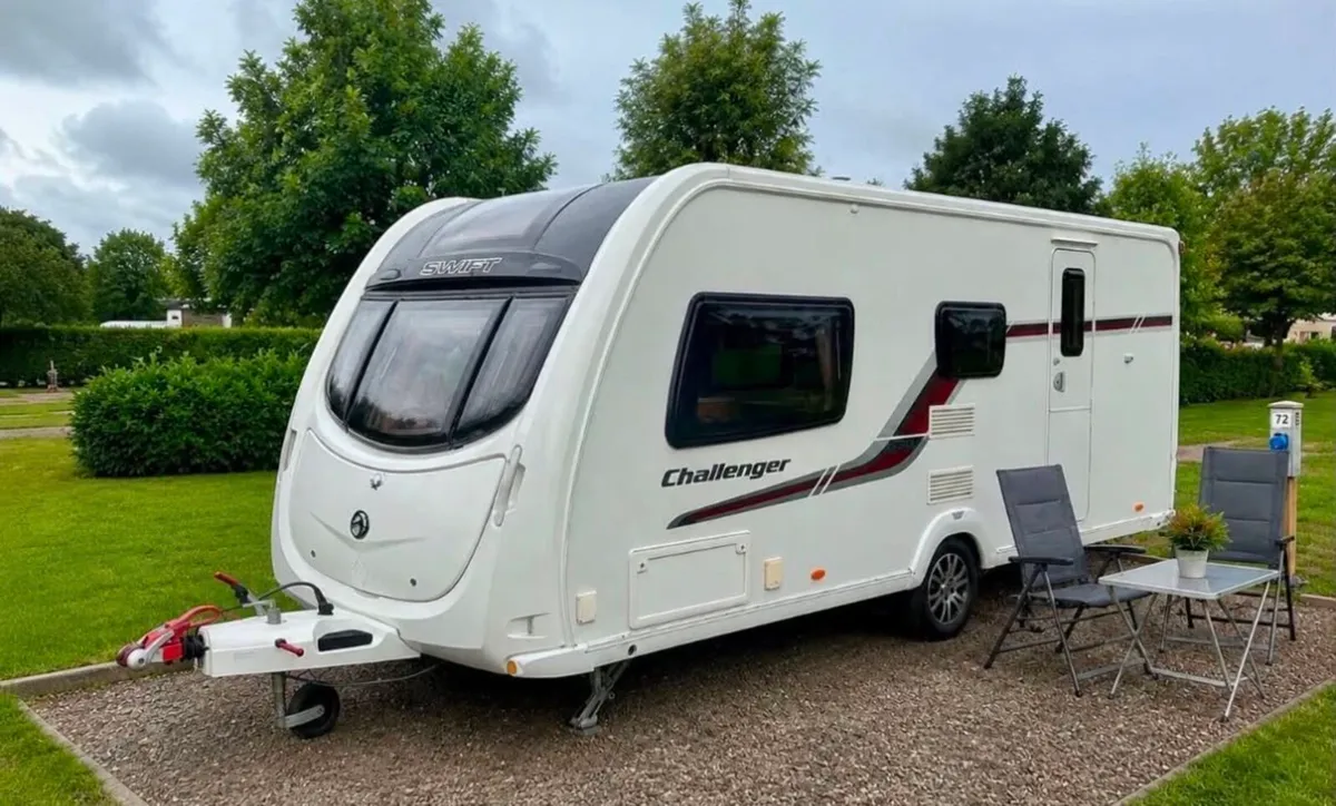 4 berth swift challenger caravan for sale. - Image 1