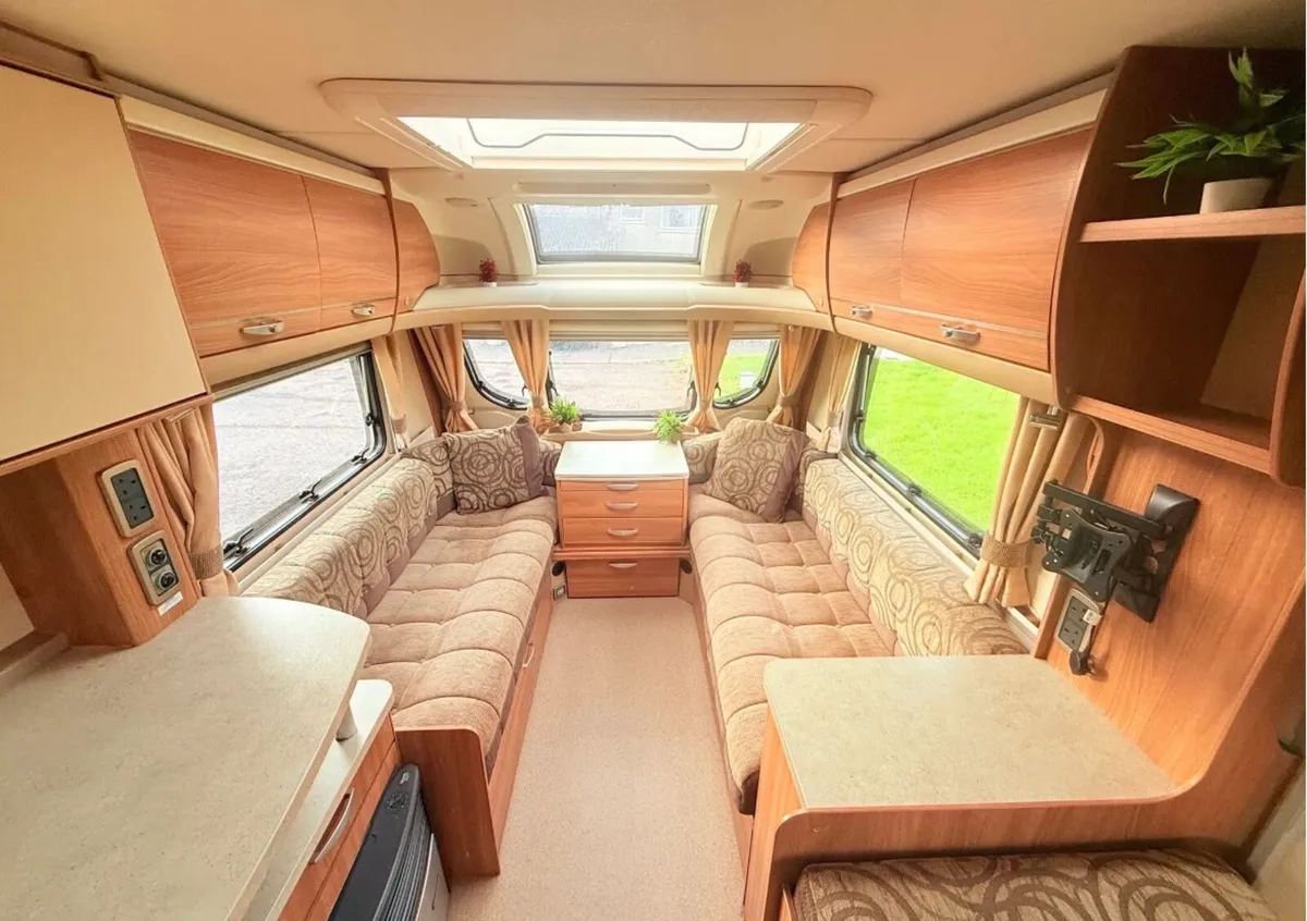 4 berth swift challenger caravan for sale. - Image 3
