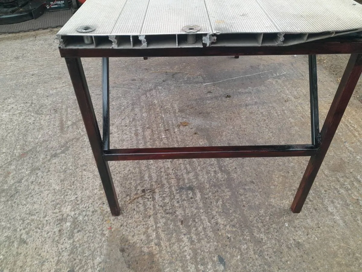 Steel  work bench - Image 3