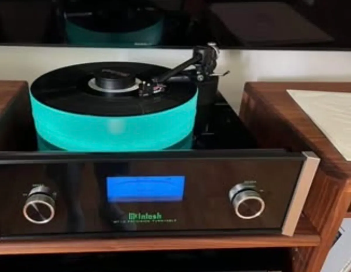 McIntosh MT10 Precision Turntable - Image 1