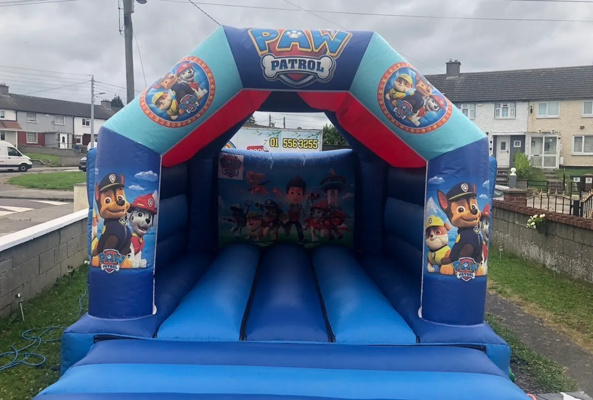 Paw Patrol Bouncy castle - Image 3