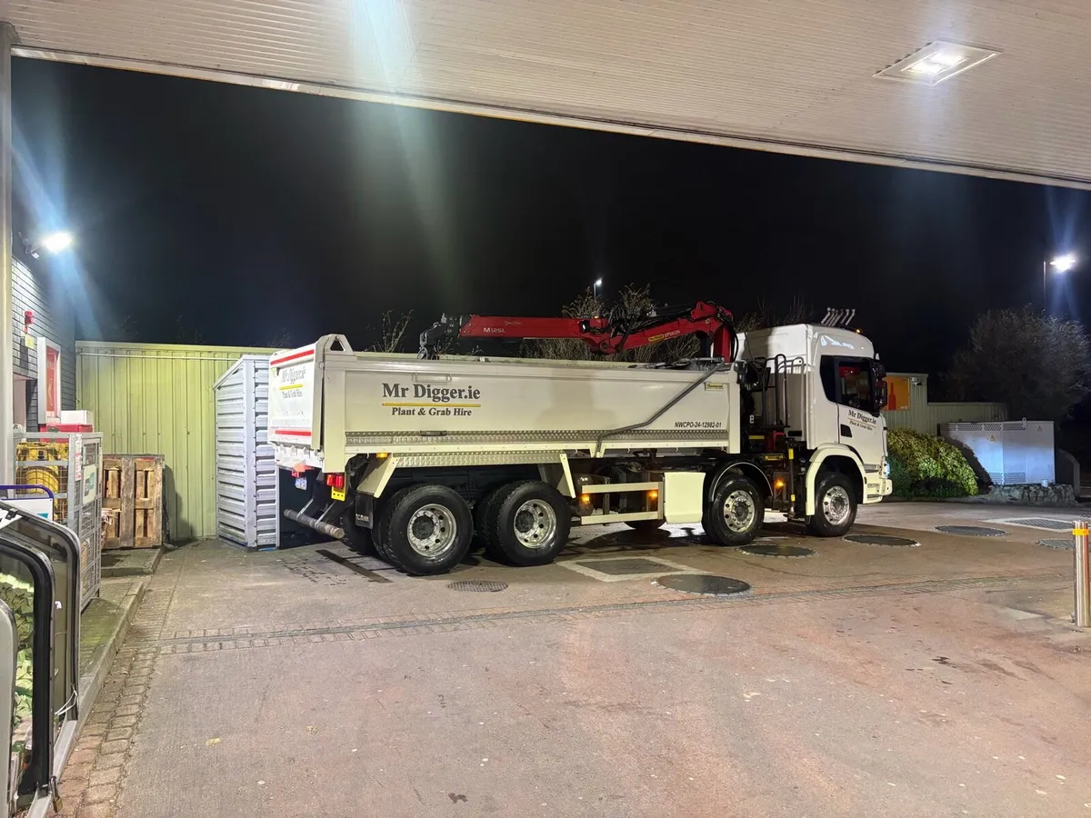 Scania p450 xt grab truck - Image 3