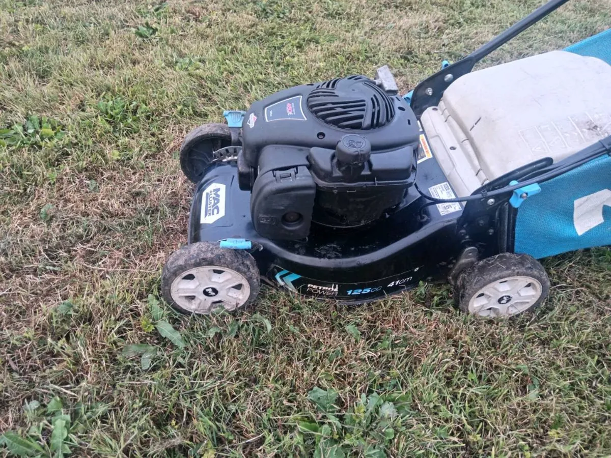 Lawnmowers - Image 3