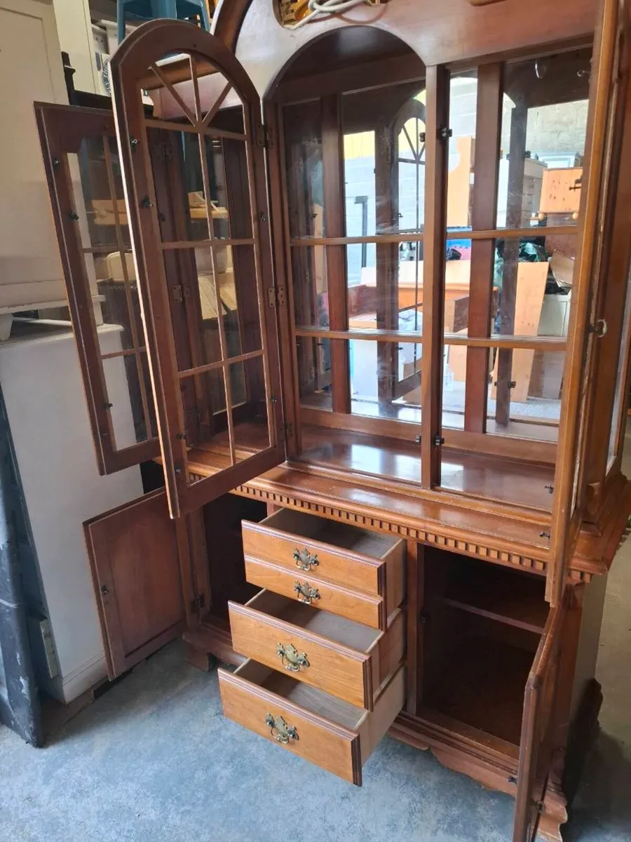 Bassett Cabinet for Restoration Project (DELIVERY) - Image 2