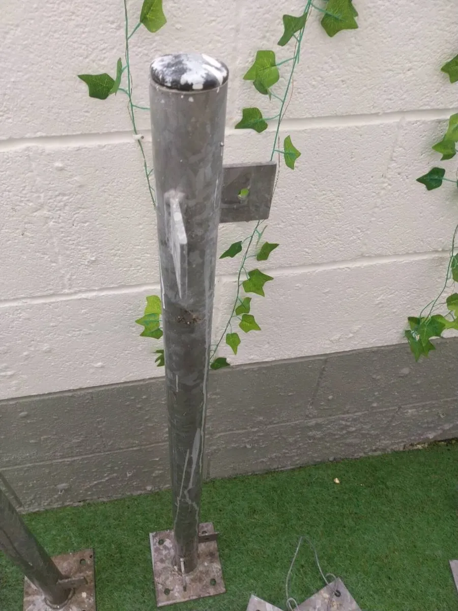 Galvanised posts - Image 2