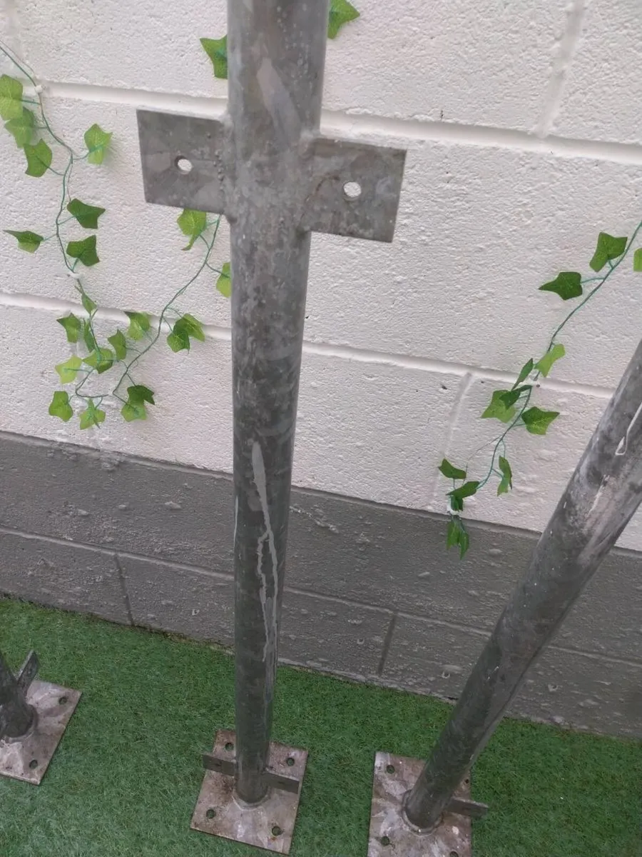 Galvanised posts - Image 3