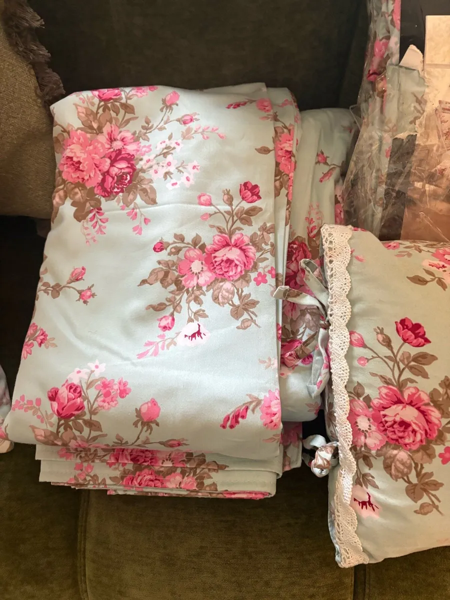 Dorma 300 thread bedding set - Image 3