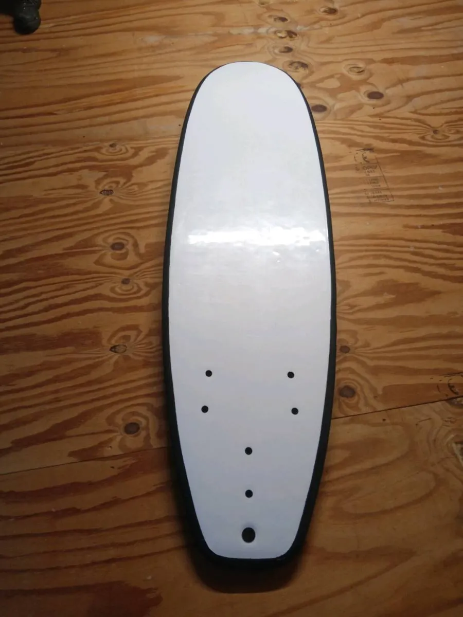Surfboard - Image 4