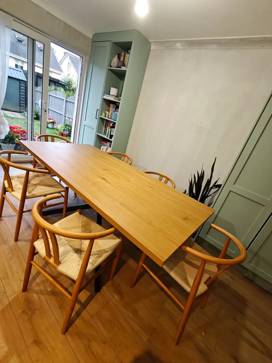 Brand New Dining table and chairs - Image 1