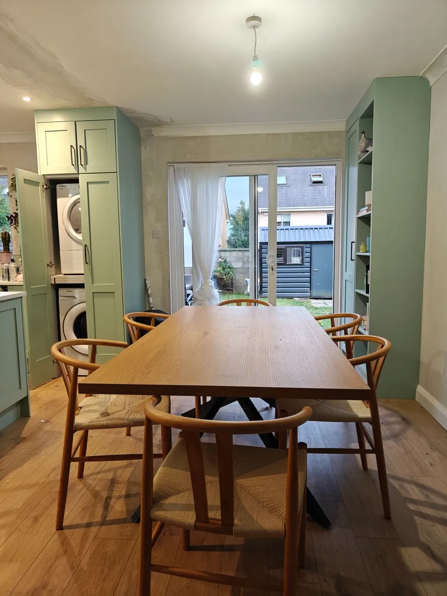 Brand New Dining table and chairs - Image 2
