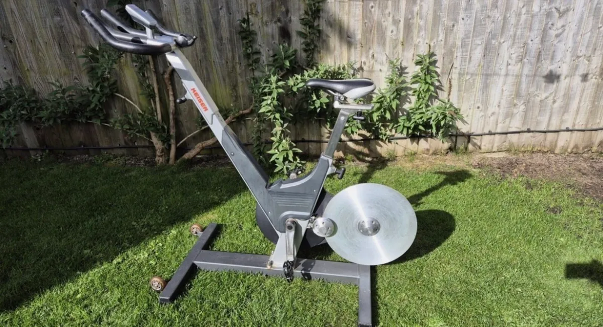Spin bike - Image 1