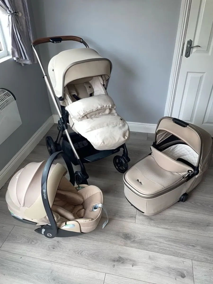 pram - Image 1