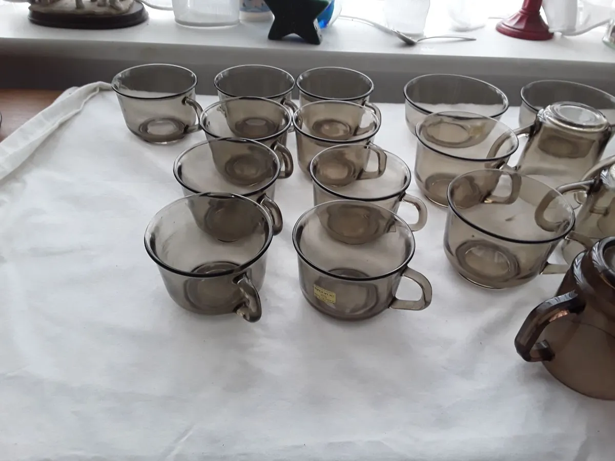 Lovely 31 piece smoked glass crockery set - Image 2