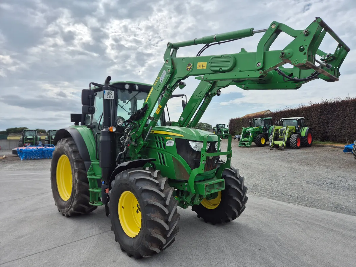John Deere 6120M 2019 - Image 1
