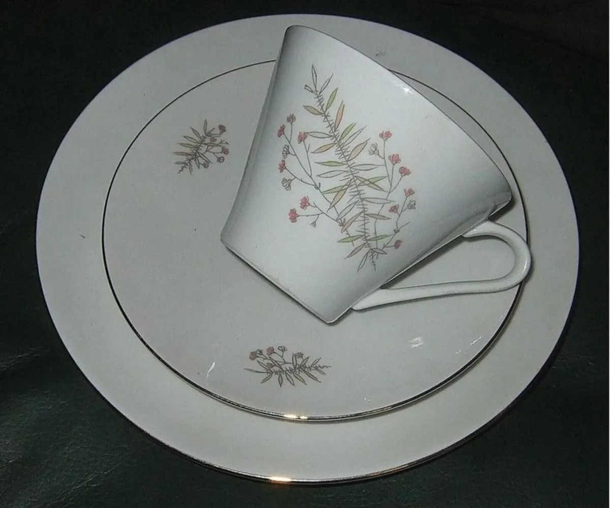 Vintage Porsgrund Norway "Snowtop" Porcelain Set - Image 4