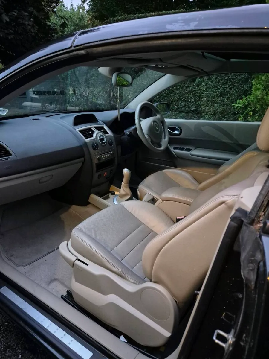 Renault Cabrio FOR COLLECTION low mles Convertible - Image 2