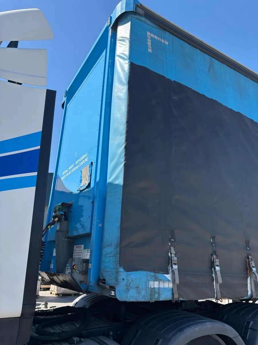 2019 Cartwright 4.5 Mt Curtainside Trailer - Image 2