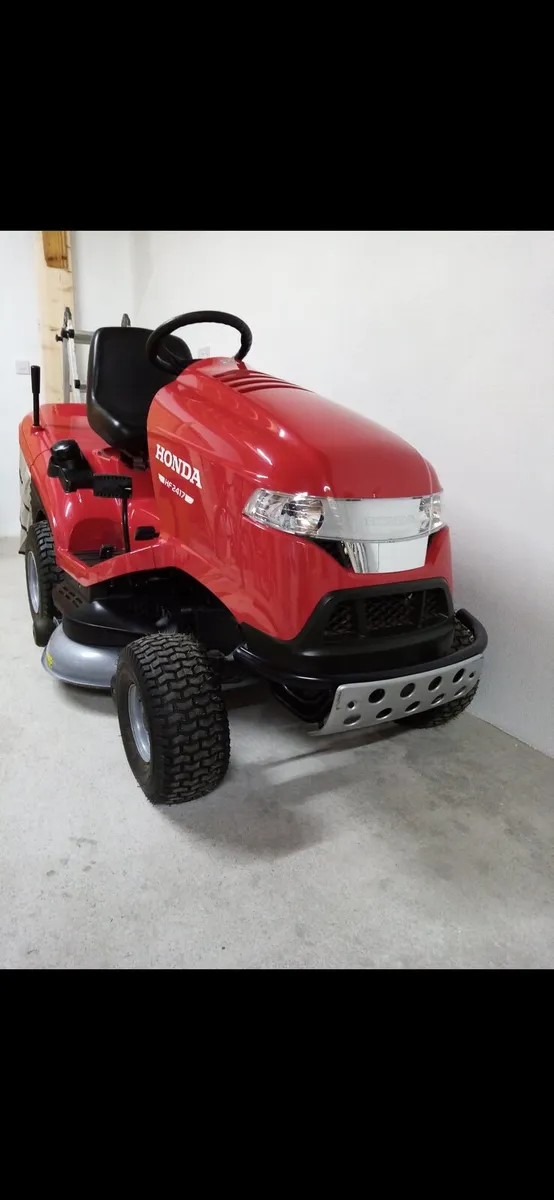 HONDA HF2417 Tractor Lawn Mower - Image 1