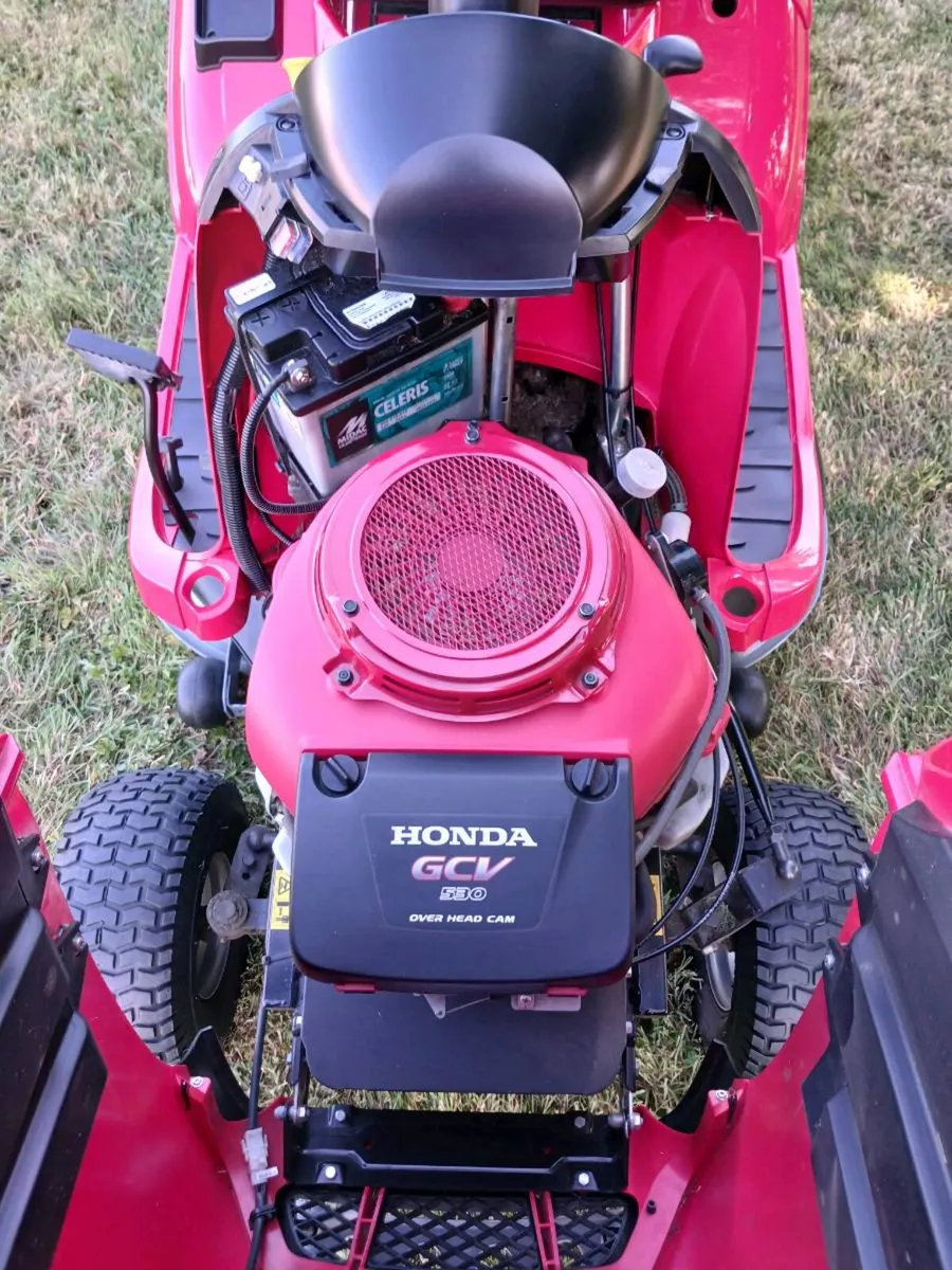 HONDA HF2417 Tractor Lawn Mower - Image 4
