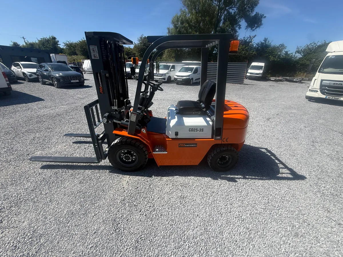 BRAND NEW CD25-3S 2.5 TON Forklift - Image 4